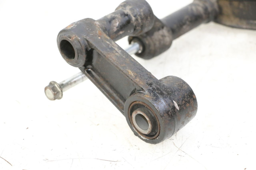 photo de SOPORTE DEL MOTOR KYMCO DINK STREET 125 (2009 - 2014) - Otra perspectiva