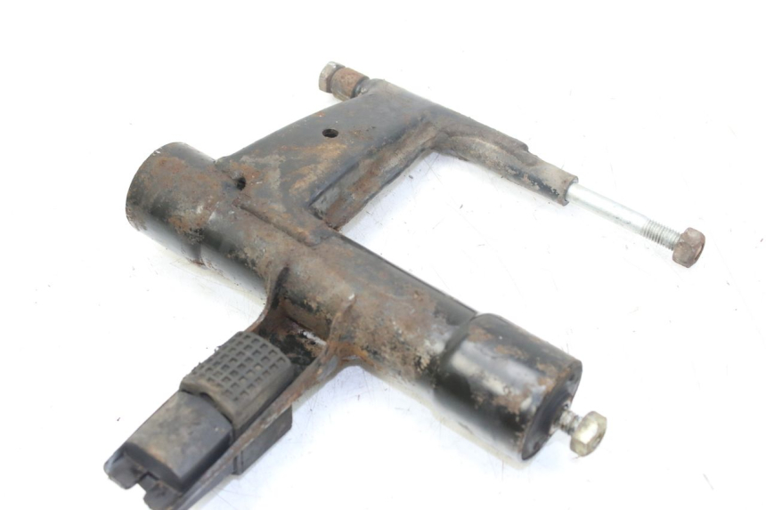 photo de SOPORTE DEL MOTOR PIAGGIO LIBERTY 4T 50 (2004 - 2008) - Zoom estado de uso