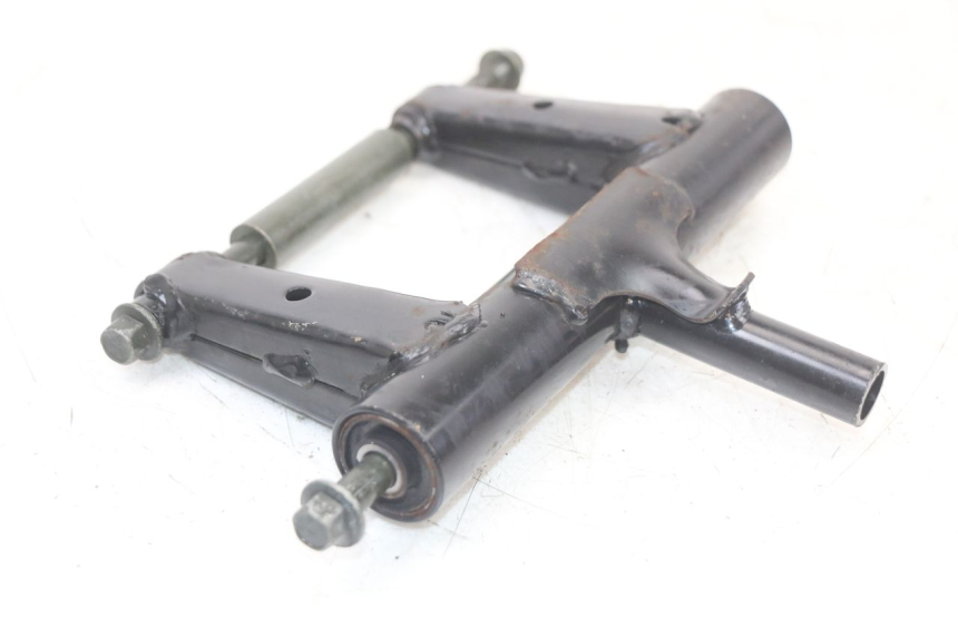 photo de SOPORTE MOTOR MASH LEGEND'R 4T 50 (2021 - 2025) - Detalles de los puntos de fijación