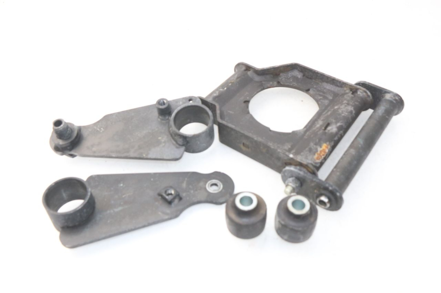 photo de SOPORTE MOTOR PEUGEOT METROPOLIS 400 (2017 - 2020) - Vista principal