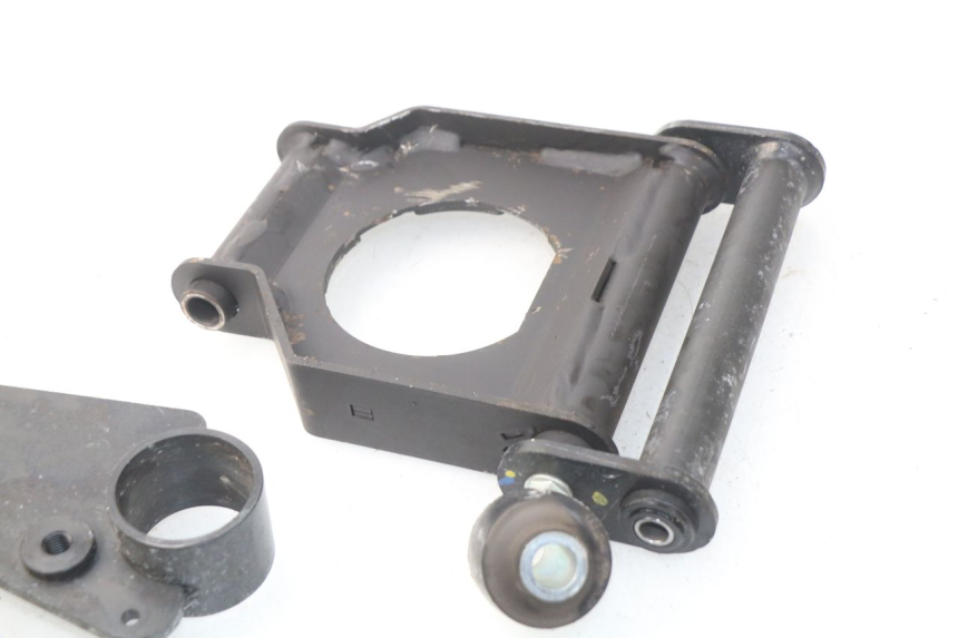 photo de SOPORTE MOTOR PEUGEOT METROPOLIS 400 (2017 - 2020) - Zoom estado de uso