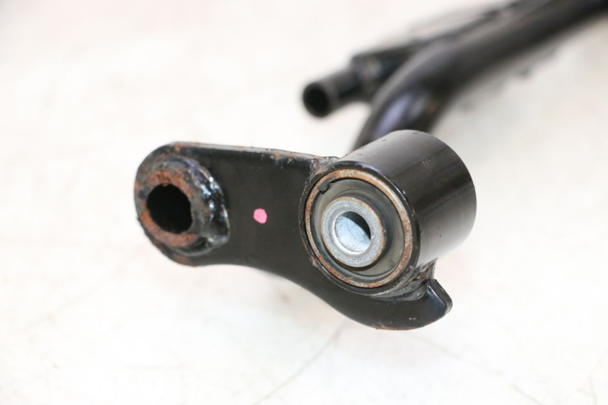 photo de SOPORTE MOTOR SYM MIO 50 (2005 - 2010) - Otra perspectiva