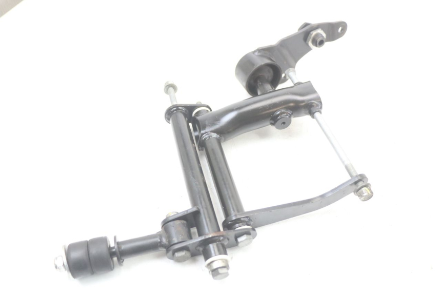 photo de SOPORTE MOTOR PIAGGIO MP3 HPE 350 (2018 - 2020) - Vista general del producto