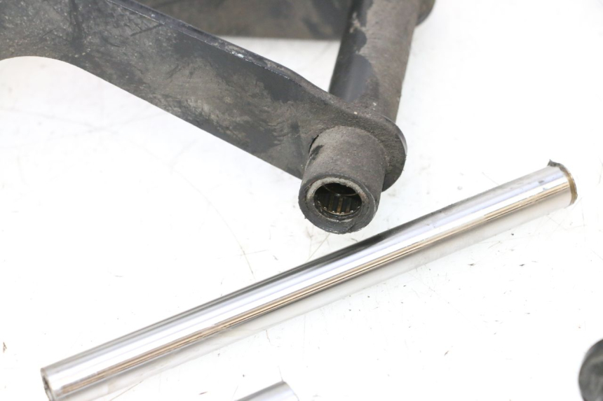 photo de SOPORTE MOTOR PIAGGIO MP3 LT 300 (2010 - 2016) - Características distintivas