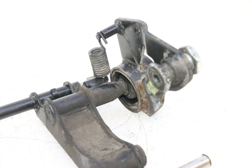 photo de SOPORTE MOTOR PIAGGIO MP3 LT 300 (2010 - 2016) - Inspección visual detallada