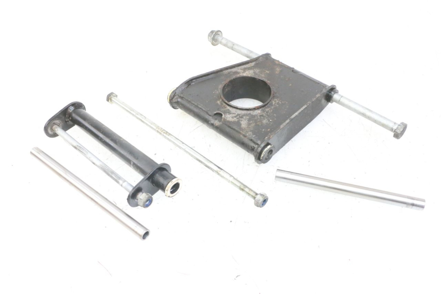 photo de SOPORTE MOTOR PIAGGIO MP3 500 (2011 - 2015) - Primer plano técnico