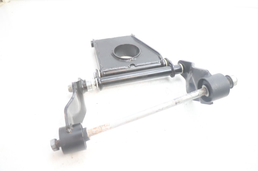 photo de SOPORTE MOTOR PIAGGIO MP3 500 (2011 - 2015) - Zoom estado de uso