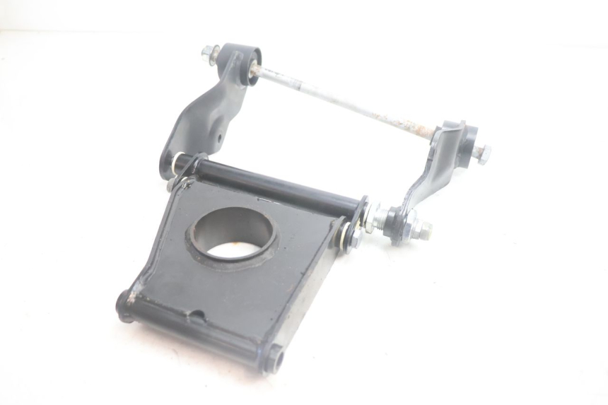 photo de SOPORTE MOTOR PIAGGIO MP3 500 (2011 - 2015) - Otra perspectiva