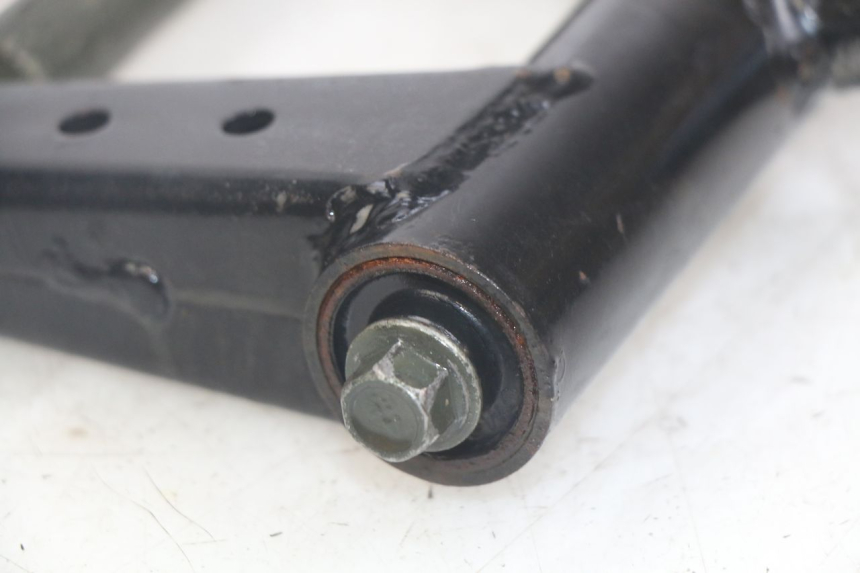 photo de SOPORTE DEL MOTOR JM MOTORS OLDIES RS 4T 50 (2021 - 2024) - Otra perspectiva