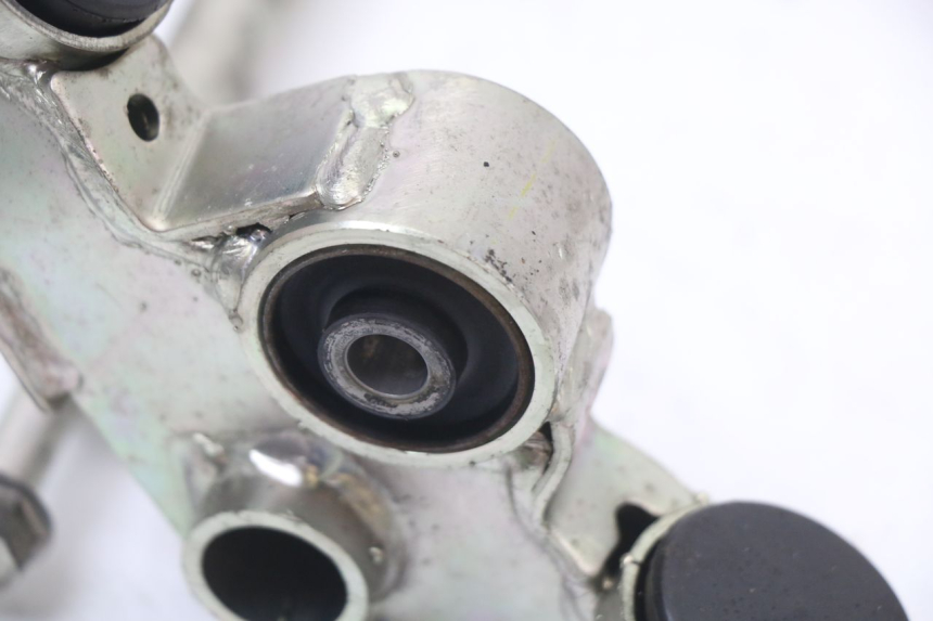 photo de SOPORTE MOTOR HONDA PCX (JF28) 125 (2009 - 2011) - Detalles de los puntos de fijación