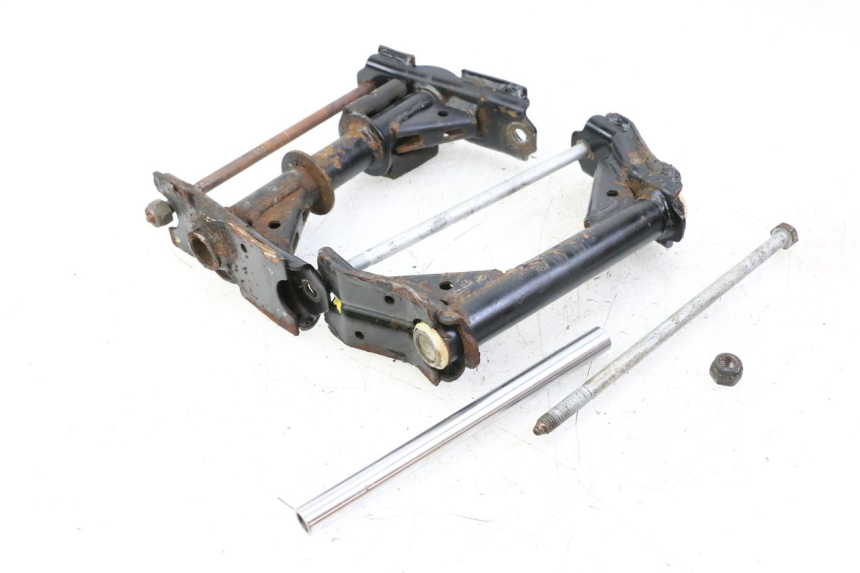 photo de SOPORTE MOTOR PEUGEOT SATELIS COMPRESSOR K15 125 (2006 - 2009) - Vista principal