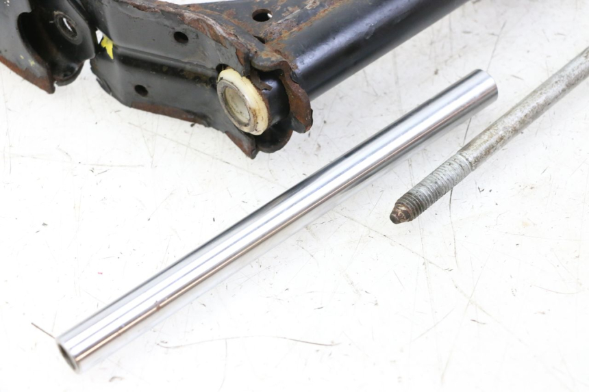 photo de SOPORTE MOTOR PEUGEOT SATELIS COMPRESSOR K15 125 (2006 - 2009) - Vista general del producto