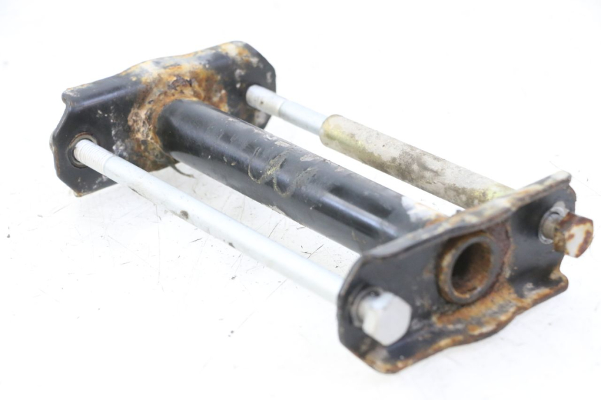 photo de SOPORTE MOTOR PEUGEOT TREKKER TKR 50 (2005 - 2014) - Detalle de la pieza