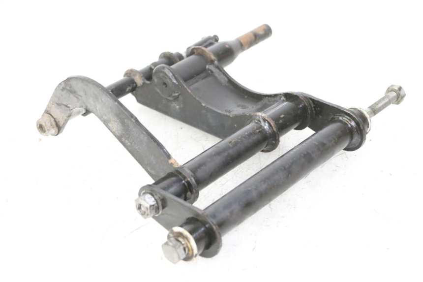 photo de SOPORTE MOTOR PIAGGIO MP3 125 (2006 - 2014) - Primer plano técnico