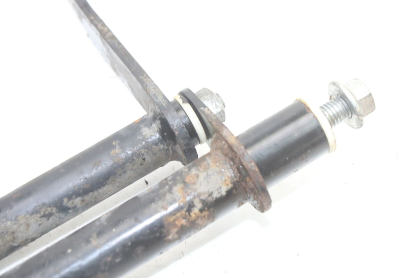 photo de SOPORTE MOTOR PIAGGIO VESPA GRANTURISMO 125 (2003 - 2007) - Detalles de los puntos de fijación