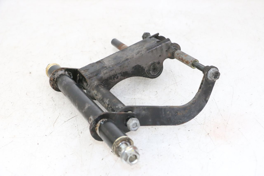 photo de SOPORTE MOTOR PIAGGIO VESPA GRANTURISMO 200 (2004 - 2005) - Detalles de los puntos de fijación