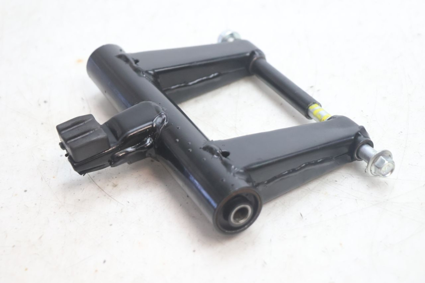 photo de SOPORTE MOTOR JM MOTORS R-MAX TECH 50 (2024 - 2026) - Primer plano técnico