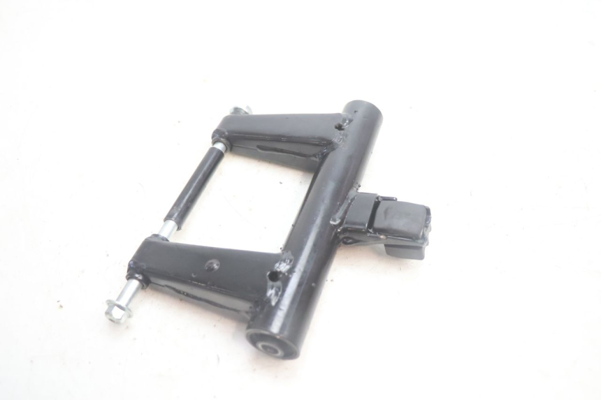 photo de SOPORTE MOTOR JM MOTORS R-MAX TECH 50 (2024 - 2026) - Estado de la superficie y material