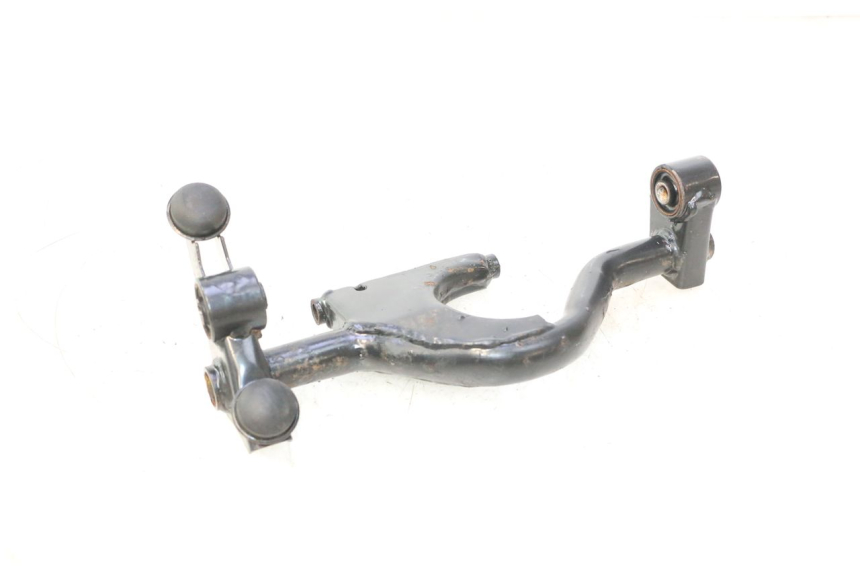 photo de SOPORTE MOTOR YIYING RETRO 125 (2008 - 2018) - Detalles de los puntos de fijación