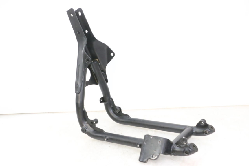 photo de SOPORTE MOTOR ROYAL ENFIELD SCRAM 411 (2022 - 2024) - Detalles de los puntos de fijación