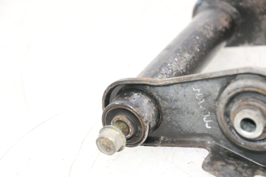 photo de SOPORTE MOTOR DAELIM S2 125 (2006 - 2007) - Detalles de los puntos de fijación