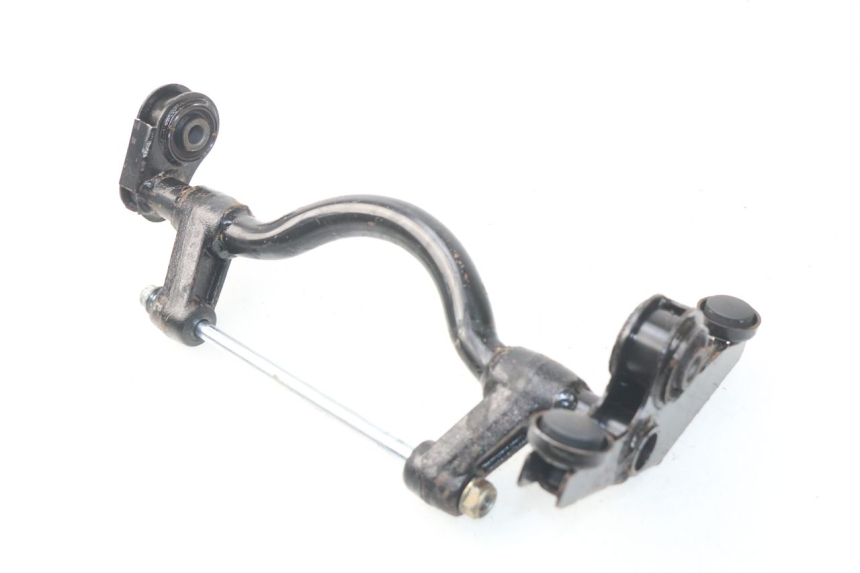 photo de SOPORTE DEL MOTOR DAELIM S3 125 (2010 - 2017) - Vista principal