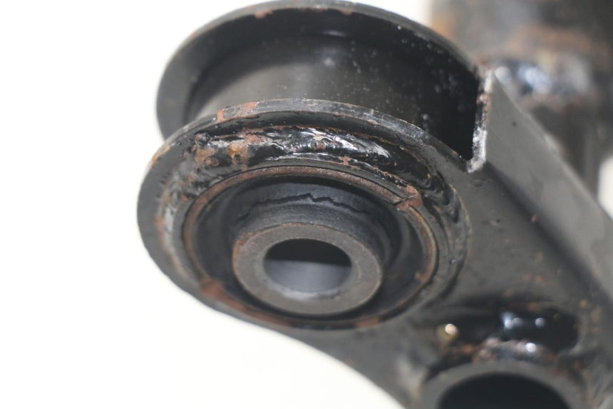 photo de SOPORTE DEL MOTOR DAELIM S3 125 (2010 - 2017) - Detalle de la pieza