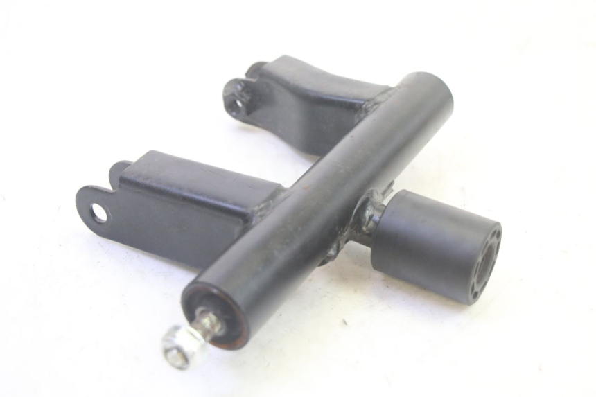 photo de SOPORTE MOTOR JM MOTORS SANTANA EVO 50 (2024 - 2026) - Zoom estado de uso