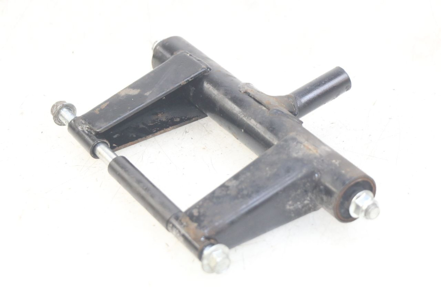 photo de SOPORTE DEL MOTOR JM MOTORS SANTANA 50 (2014 - 2023) - Detalle de la pieza