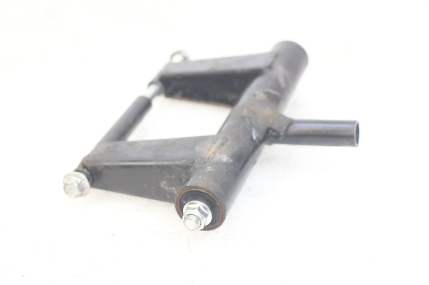 photo de SOPORTE DEL MOTOR JM MOTORS SANTANA 50 (2014 - 2023) - Primer plano técnico