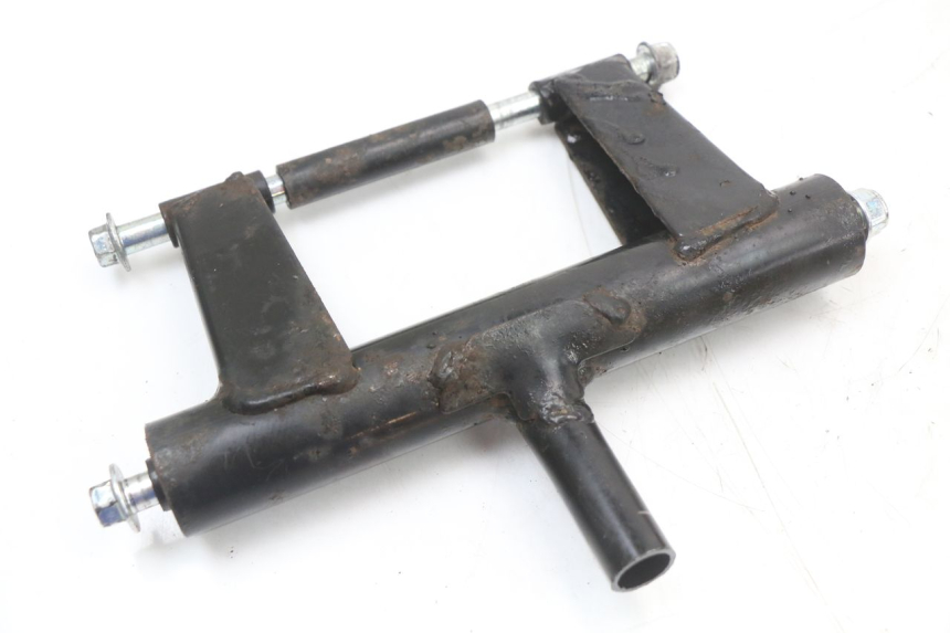 photo de SOPORTE DEL MOTOR JM MOTORS SANTANA 50 (2014 - 2023) - Vista principal