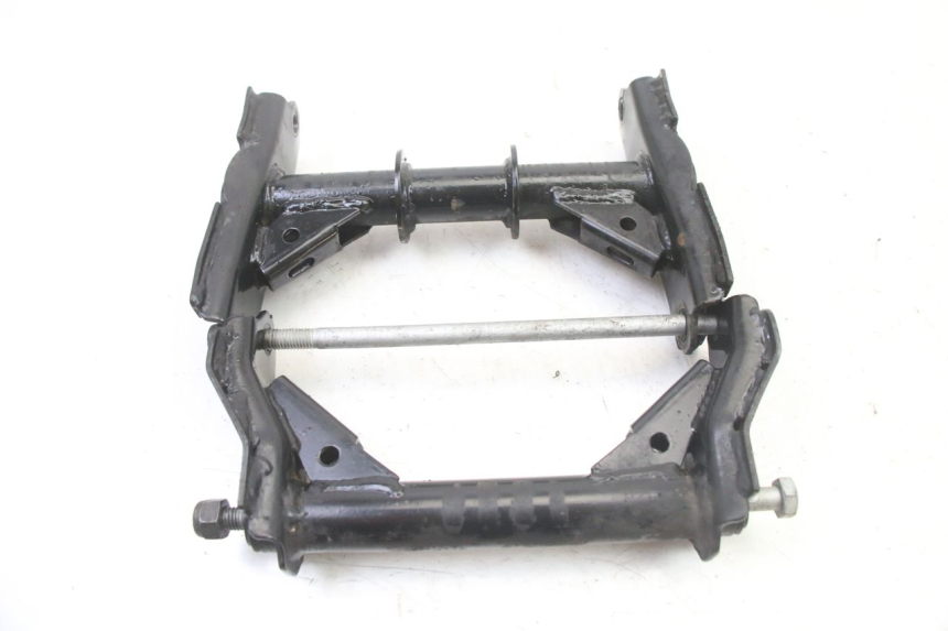 photo de SOPORTE MOTOR PEUGEOT SATELIS 125 (2013 - 2018) - Otra perspectiva