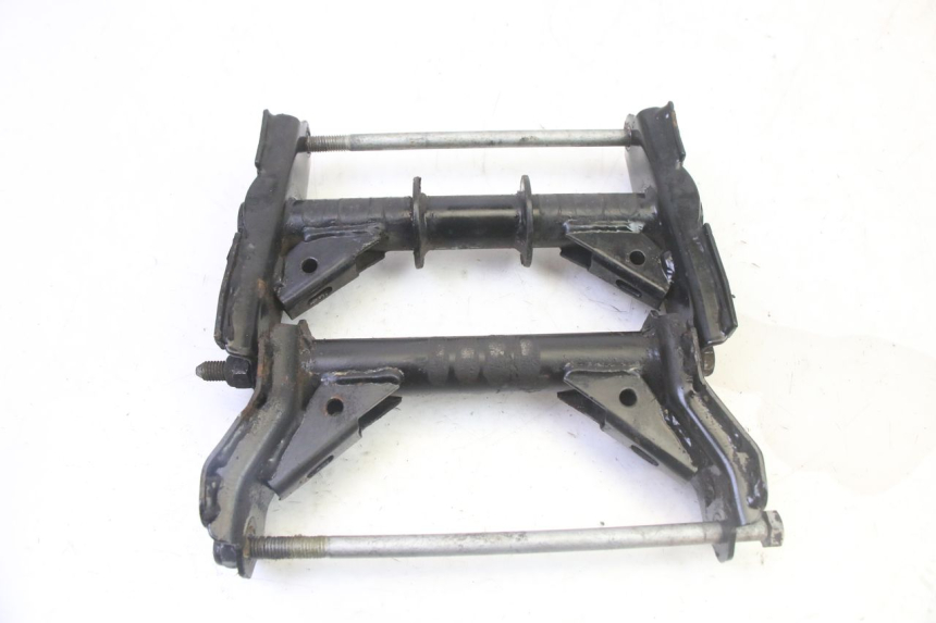 photo de SOPORTE MOTOR PEUGEOT SATELIS 125 (2013 - 2018) - Vista principal