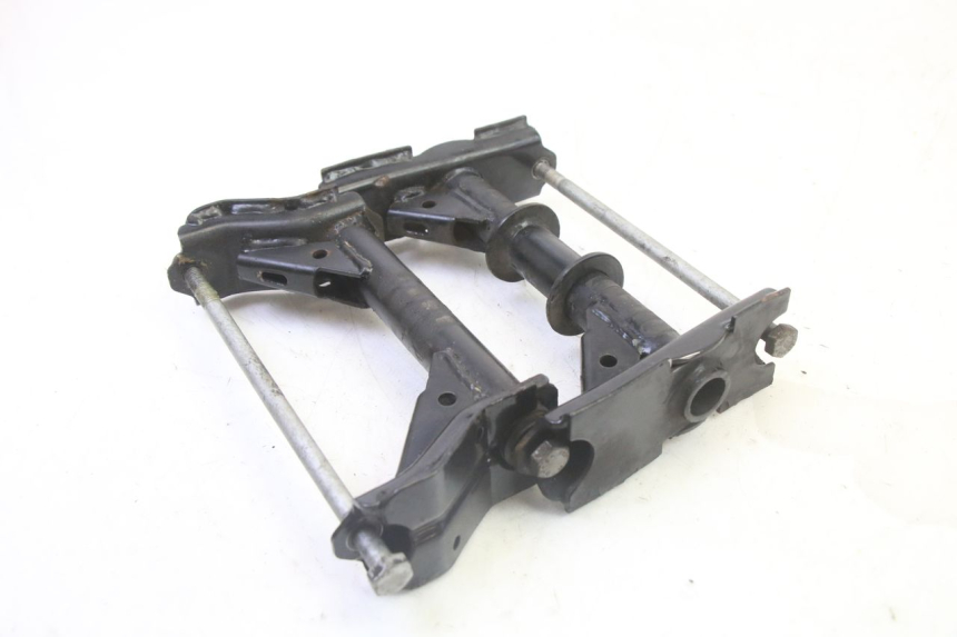 photo de SOPORTE MOTOR PEUGEOT SATELIS 125 (2013 - 2018) - Zoom estado de uso