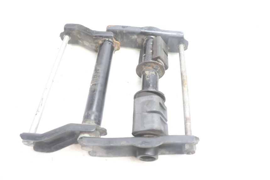 photo de SOPORTE DEL MOTOR PEUGEOT SATELIS 125 (2006 - 2009) - Zoom estado de uso