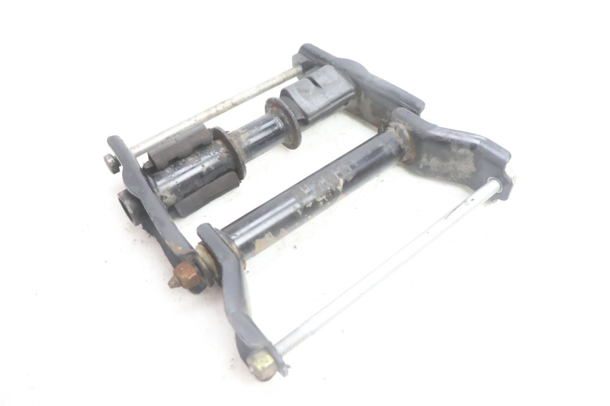 photo de SOPORTE DEL MOTOR PEUGEOT SATELIS 125 (2006 - 2009) - Otra perspectiva