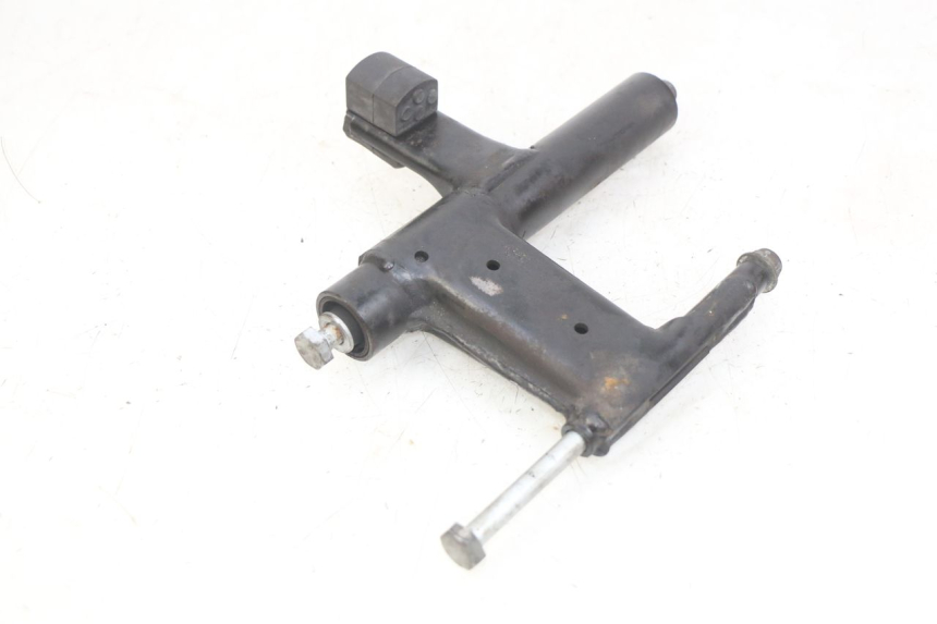 photo de SOPORTE DEL MOTOR APRILIA SCARABEO 100 (2003 - 2012) - Detalle de la pieza