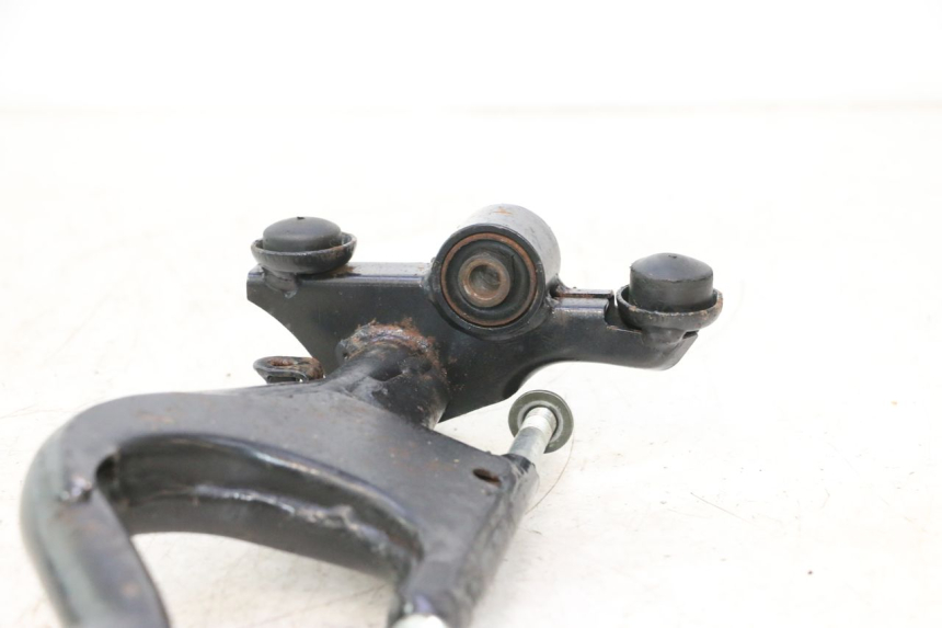 photo de SOPORTE MOTOR FYM SCOOTERONE 125 (2006 - 2008) - Otra perspectiva