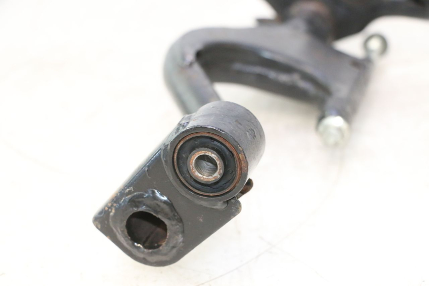 photo de SOPORTE MOTOR FYM SCOOTERONE 125 (2006 - 2008) - Primer plano técnico