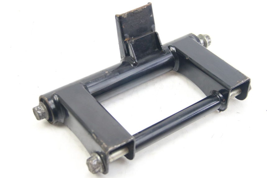 photo de SOPORTE DEL MOTOR SUZUKI SIXTEEN 125 (2008 - 2010) - Vista principal