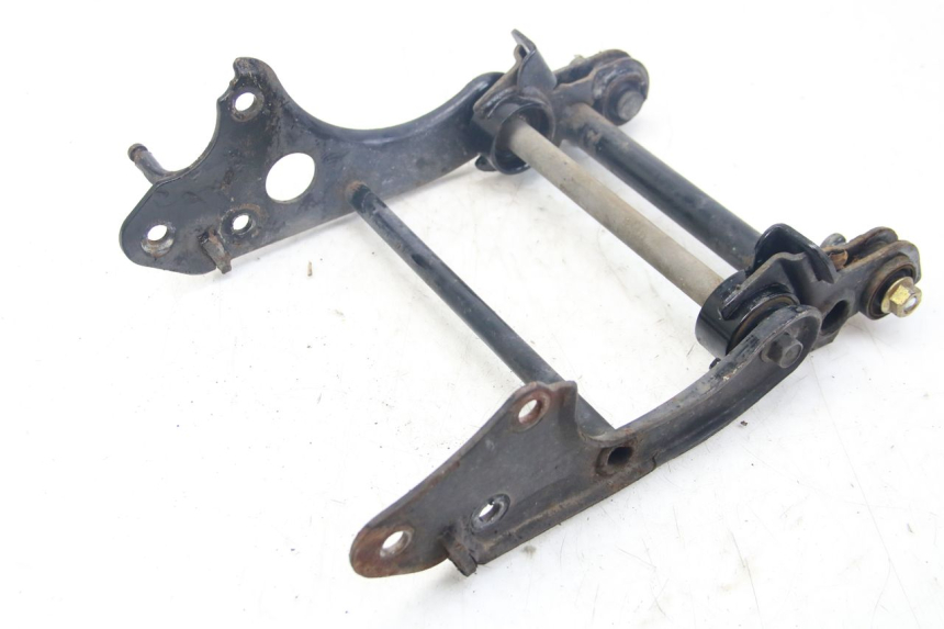 photo de SOPORTE DEL MOTOR MBK SKYLINER 125 (1998 - 2001) - Recambio usado revisado