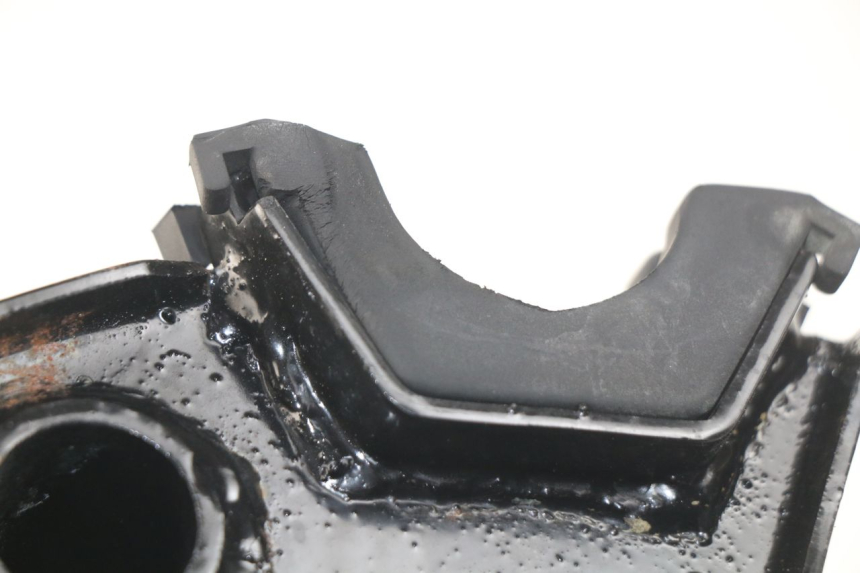 photo de SOPORTE MOTOR PEUGEOT STREETZONE 2T 50 (2014 - 2019) - Zoom estado de uso