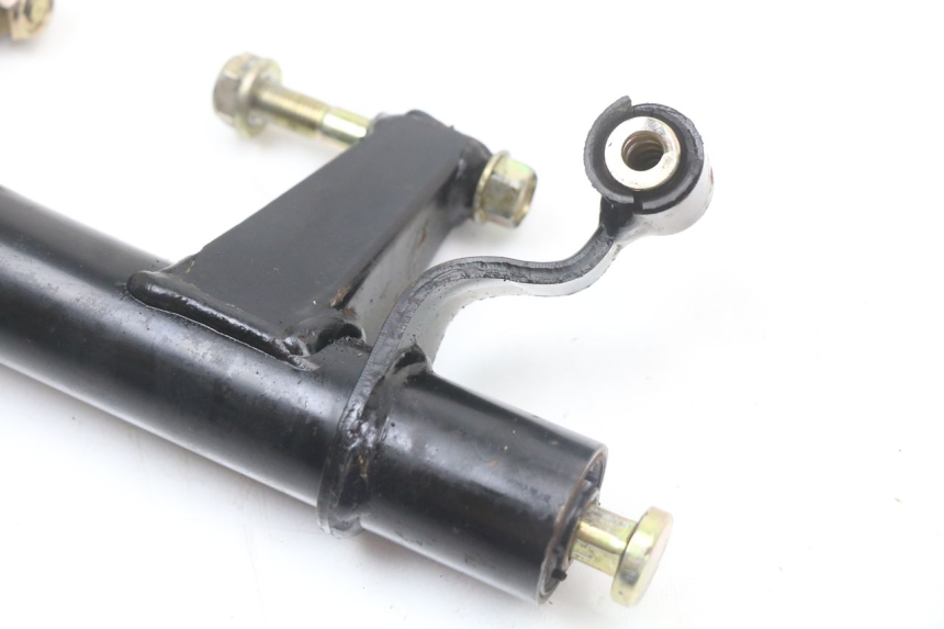 photo de SOPORTE MOTOR KYMCO SUPER 8 4T 50 (2018 - 2020) - Otra perspectiva