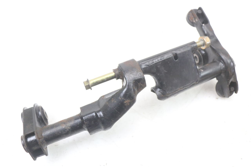 photo de SOPORTE MOTOR KYMCO SUPER 8 125 (2008 - 2015) - Detalles de los puntos de fijación