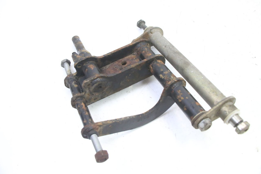 photo de SOPORTE MOTOR PIAGGIO SUPER LX 125 (2000 - 2003) - Otra perspectiva