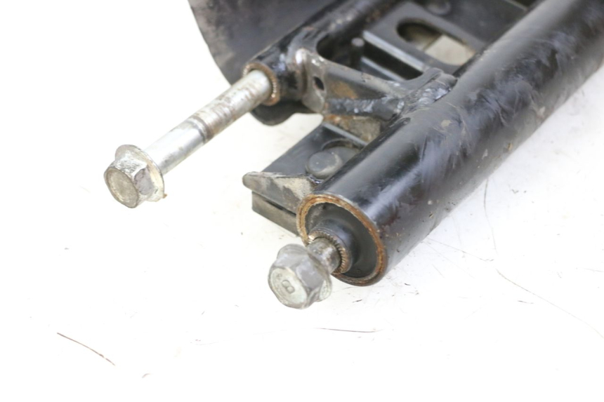 photo de SOPORTE MOTOR SUZUKI BURGMAN 125 (2015 - 2017) - Otra perspectiva