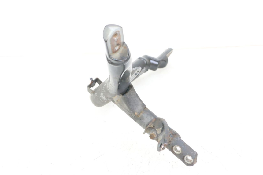 photo de SOPORTE MOTOR SUZUKI GSX F GSXF 650 (2007 - 2015) - Primer plano técnico