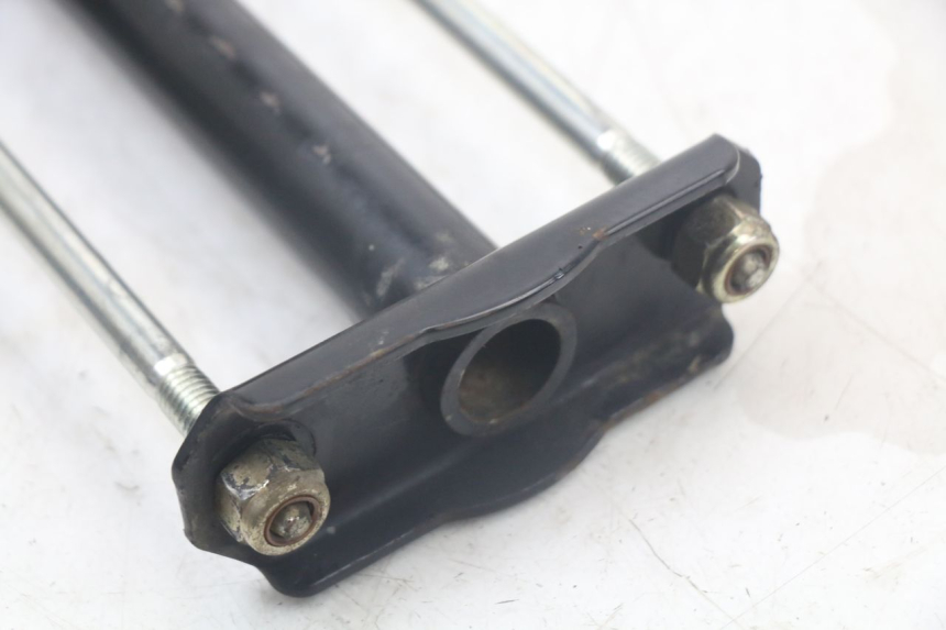 photo de SOPORTE DEL MOTOR PEUGEOT TKR TREKKER FURIOUS 50 (2005 - 2014) - Otra perspectiva