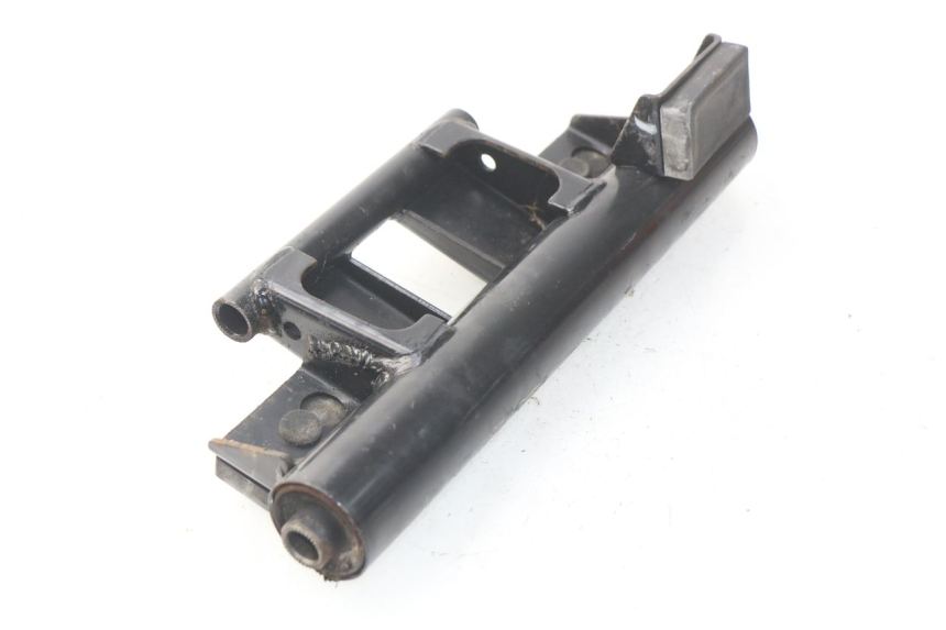 photo de SOPORTE MOTOR SUZUKI UC EPICURO 125 (1999 - 2003) - Zoom estado de uso