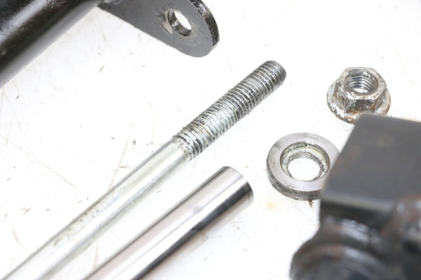 photo de SOPORTE MOTOR PIAGGIO VESPA GTS SUPER IE 125 (2009 - 2016) - Primer plano de alta resolución